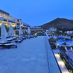 Bellazure منتجع