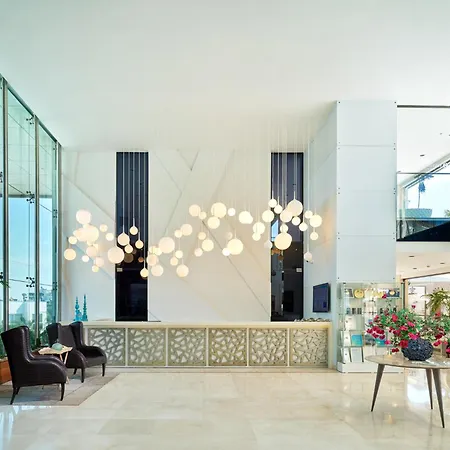 Bellazure リゾート 4*