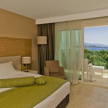 Bellazure Resort Turgutreis
